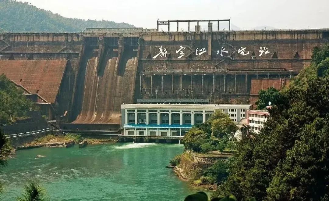 941B1FCCE3108764444AF159554_2D7FD8D7_26CF0.jpg?e= 权门国际官网-相信品牌力量